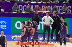 凯恩点射迪亚斯破门 拜仁2-0莱比锡挺进德国杯四强